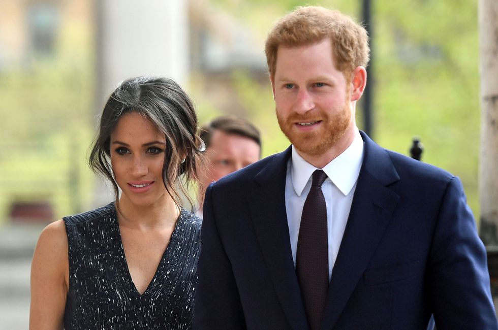 Ratu Elizabeth Diminta Hapuskan Gelar Prince Harry & Meghan