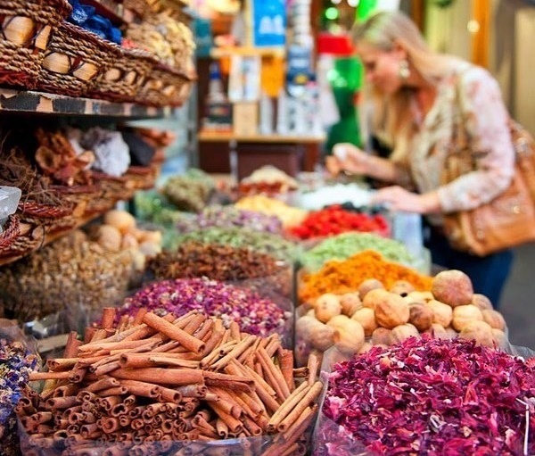 6 Tempat Terbaik untuk Belanja dan Wisata di Dubai