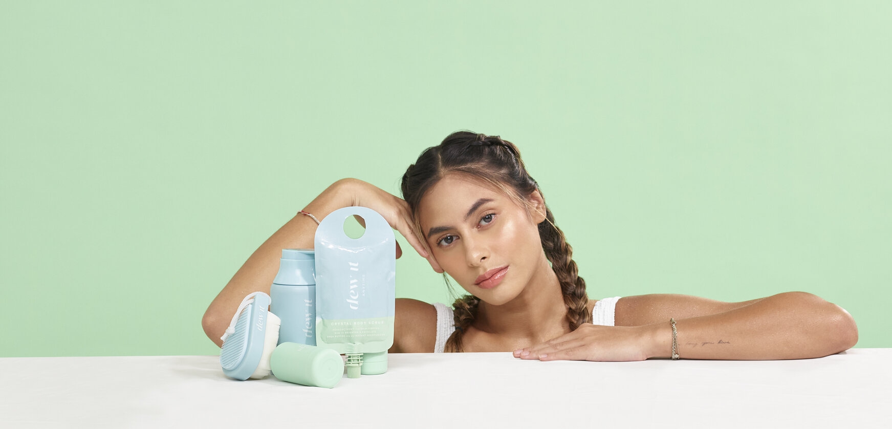 Dew It Gandeng Valerie Thomas Rilis Produk ‘Active Skin Symptoms’