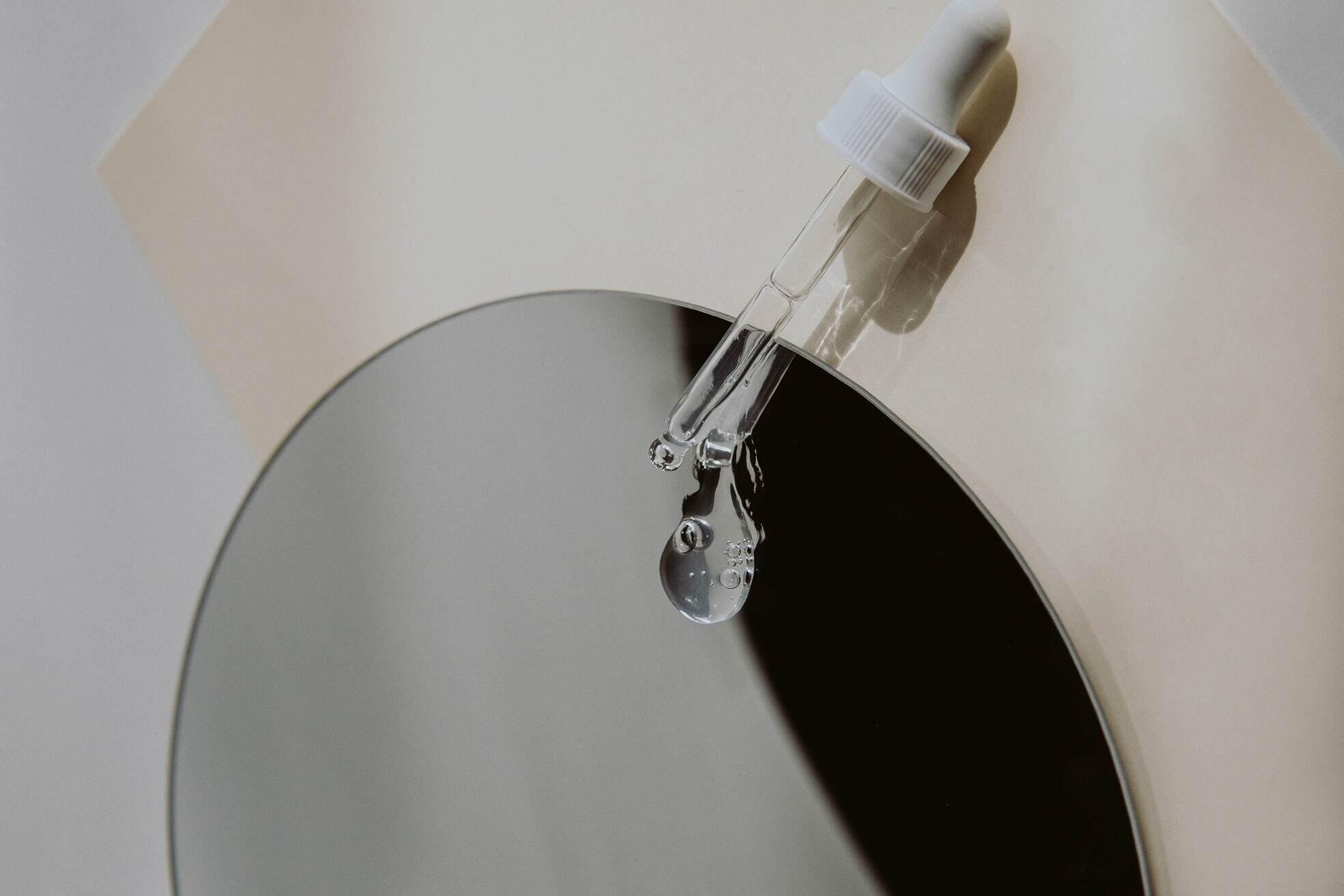 Advanced Niacinamide: Zat Aktif yang Ampuh Melawan Blue Light