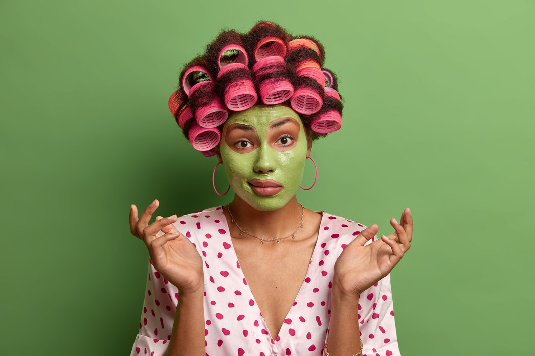 5 Bahan Komedogenik Yang Bikin Jerawat Tampak Lebih Buruk!