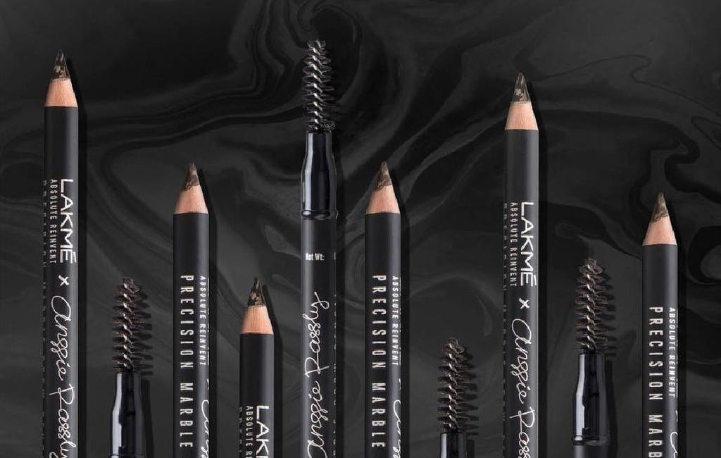 LAKMÉ & Anggie Rassly Hadirkan Kembali Marble Eyebrow Pencil