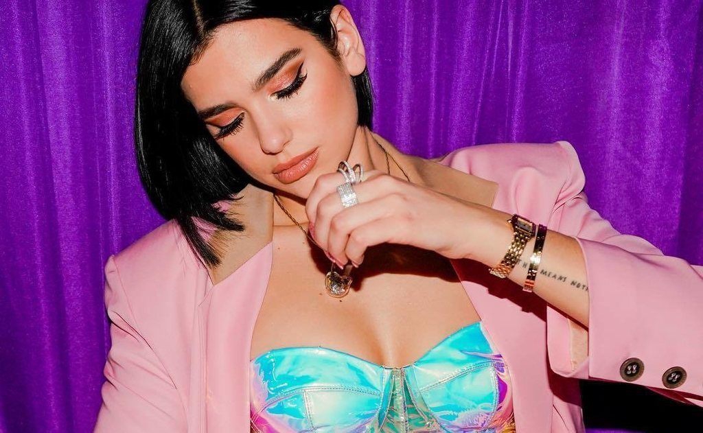 Ini 8 Fakta Unik Tentang Penyanyi Dua Lipa