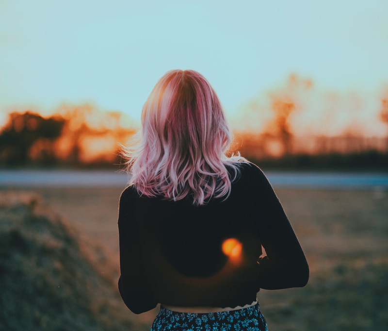 4 Cara Membuat Warna Cat Rambut Awet & Tidak Mudah Luntur!