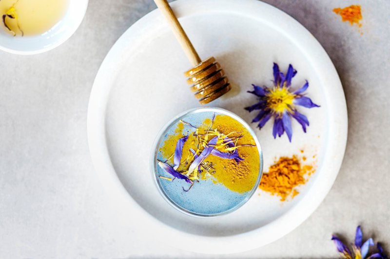 Resep Masker Kunyit untuk Lawan Jerawat, Inflamasi, dan Noda