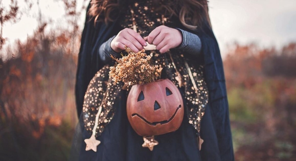25 Kutipan Lucu Bertema Halloween untuk Caption Instagram