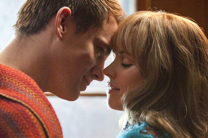 Ini 5 Zodiak yang Paling Setia Pada Pasangannya