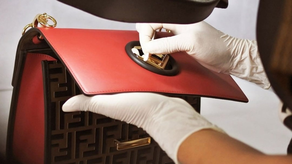 7 Bag Spa yang Mampu Membersihkan dan Memperbaiki Tas Kulit