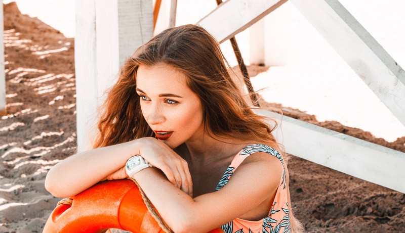 Apakah Miss Cheerful-mu Normal? Temukan Jawabannya di Sini!