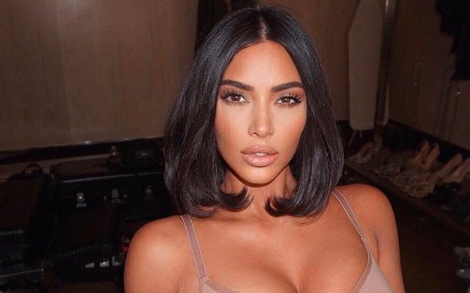 Kim Kardashian Kini Mirip Beyonce, Operasi Wajahkah? 