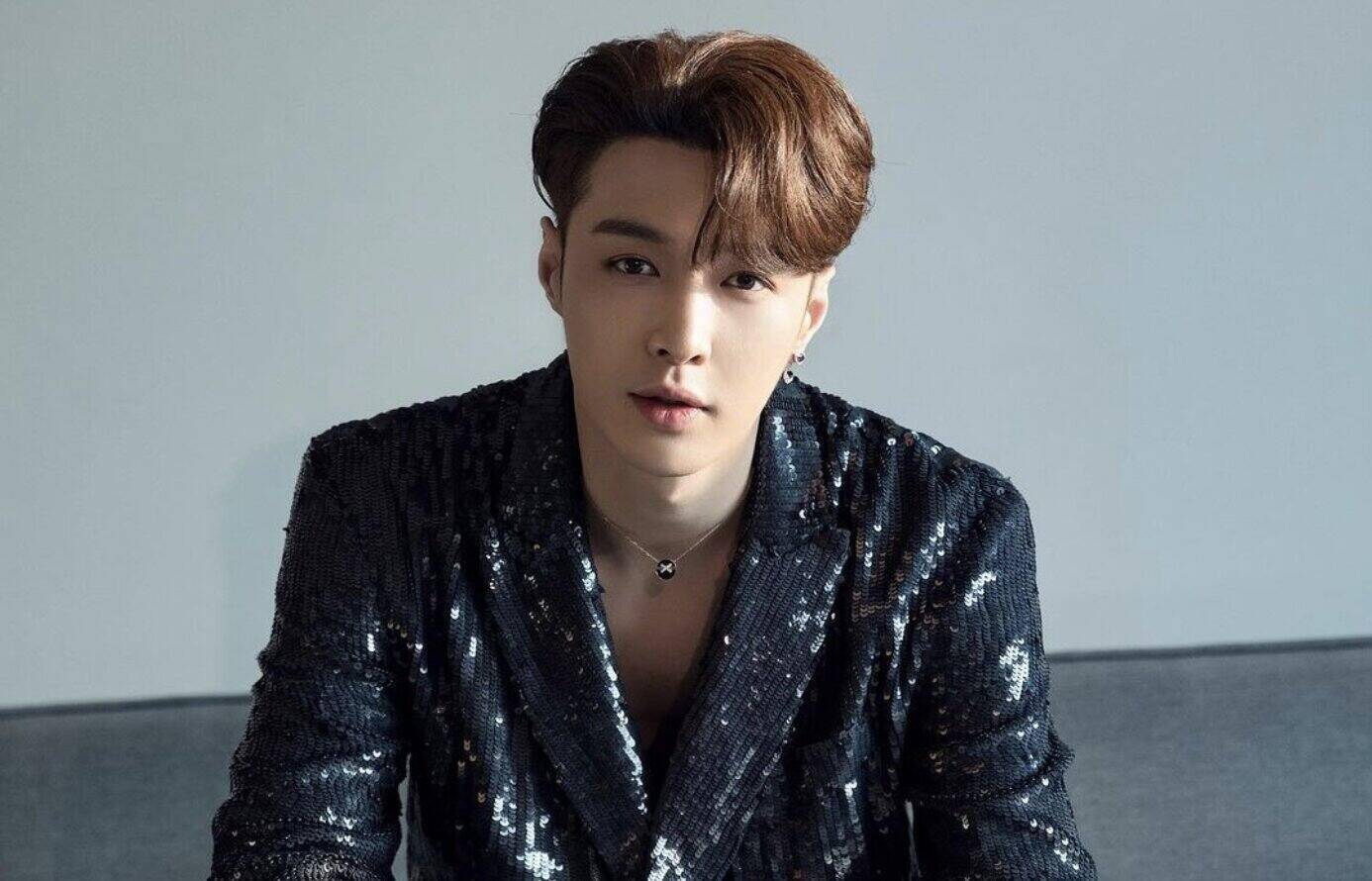 Lay EXO Resmi Hengkang Dari SM Entertainment