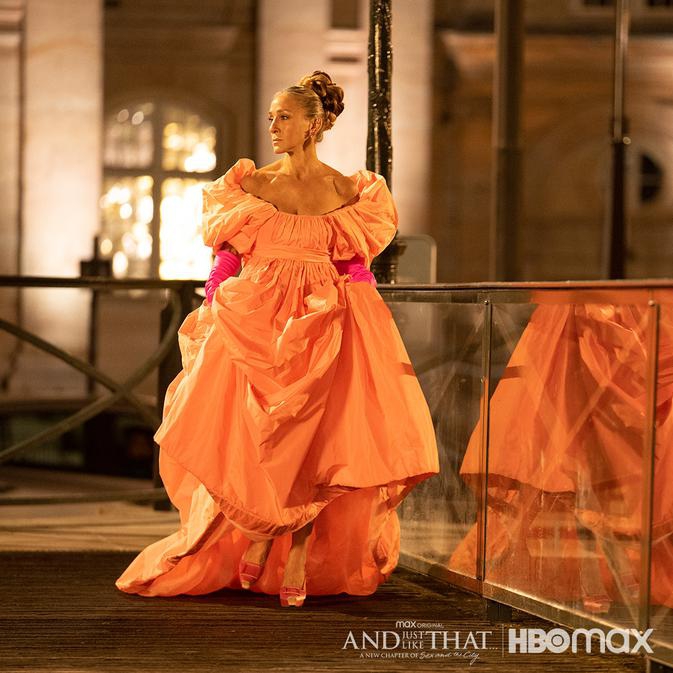 Simak Gaya Terbaik Carrie Bradshaw di 'And Just Like That'