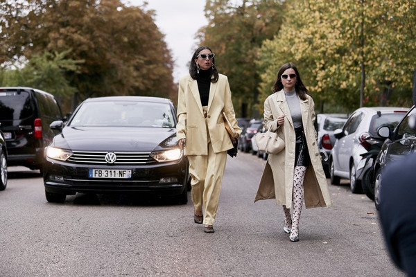 Tips Memilih Blazer Sesuai Bentuk Tubuh