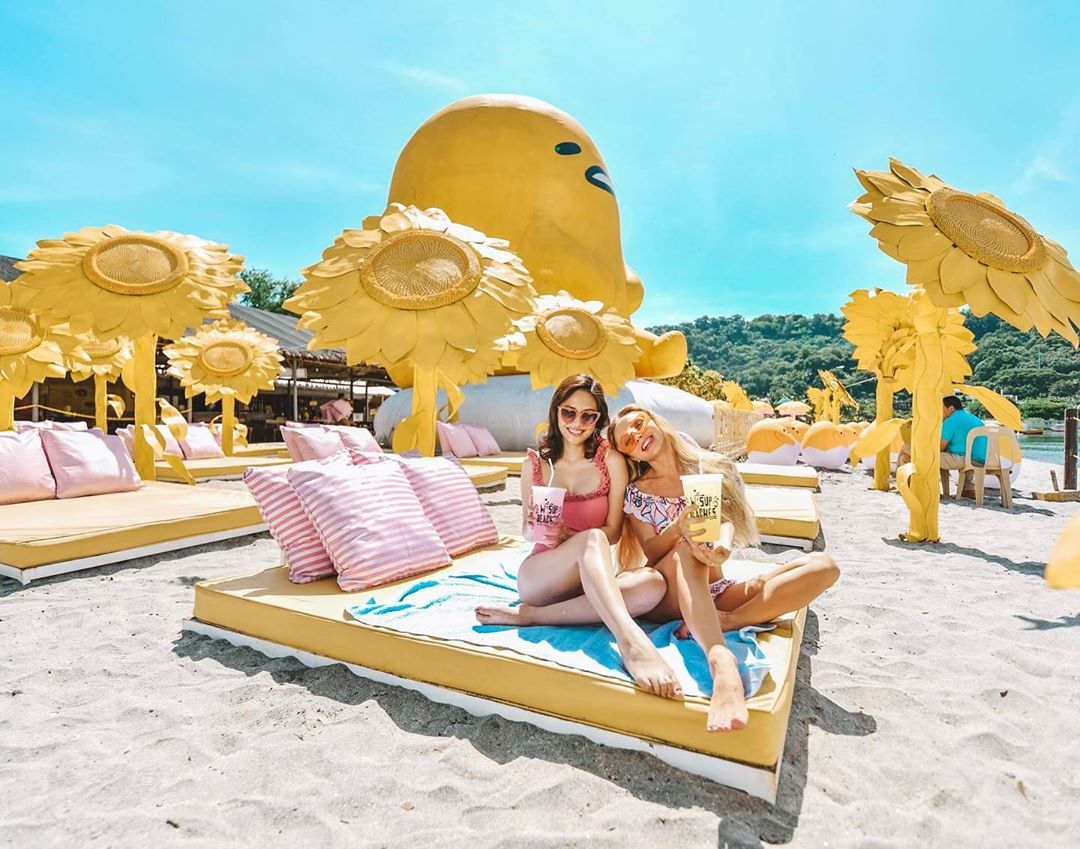 Super cute! 7 Destinasi Liburan Seru Bertema Serial Animasi