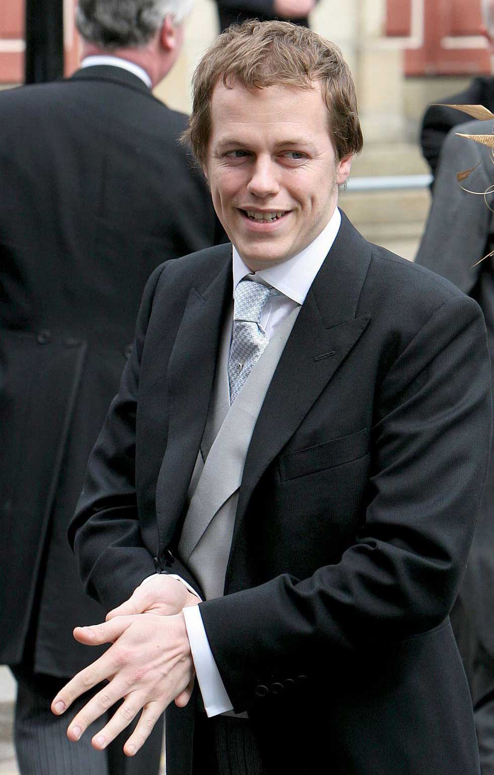 Ini Sosok Tom Parker Bowles, Adik Tiri William dan Harry