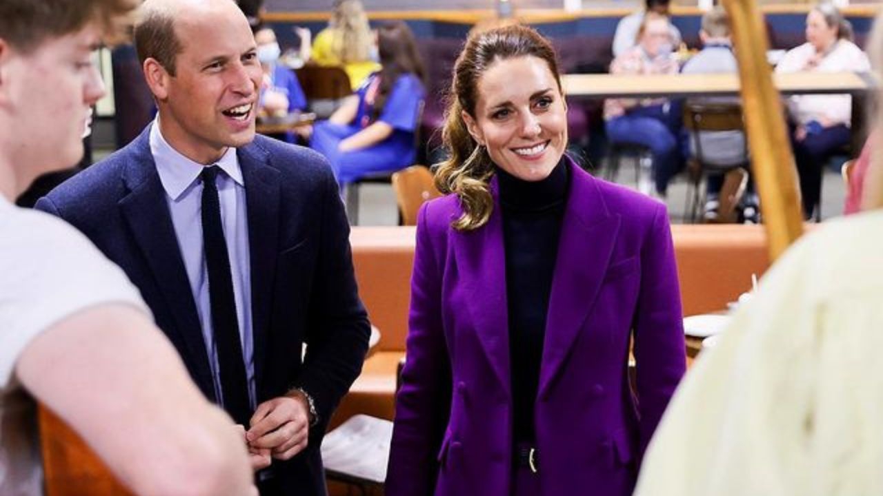 Ide Gaya Busana Kerja ala Kate Middleton