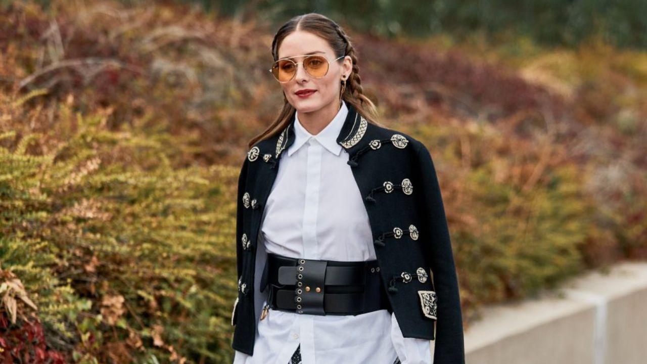 Tampil Lebih Stylish Pakai Kemeja Putih dengan Padu Padan Berikut