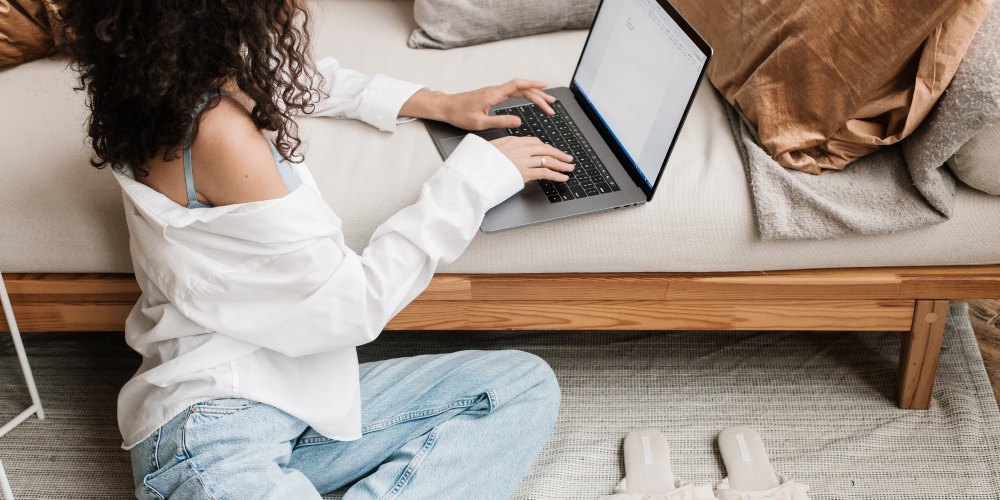 19 Pekerjaan yang Bisa Bikin Kamu Kerja dari Mana Saja