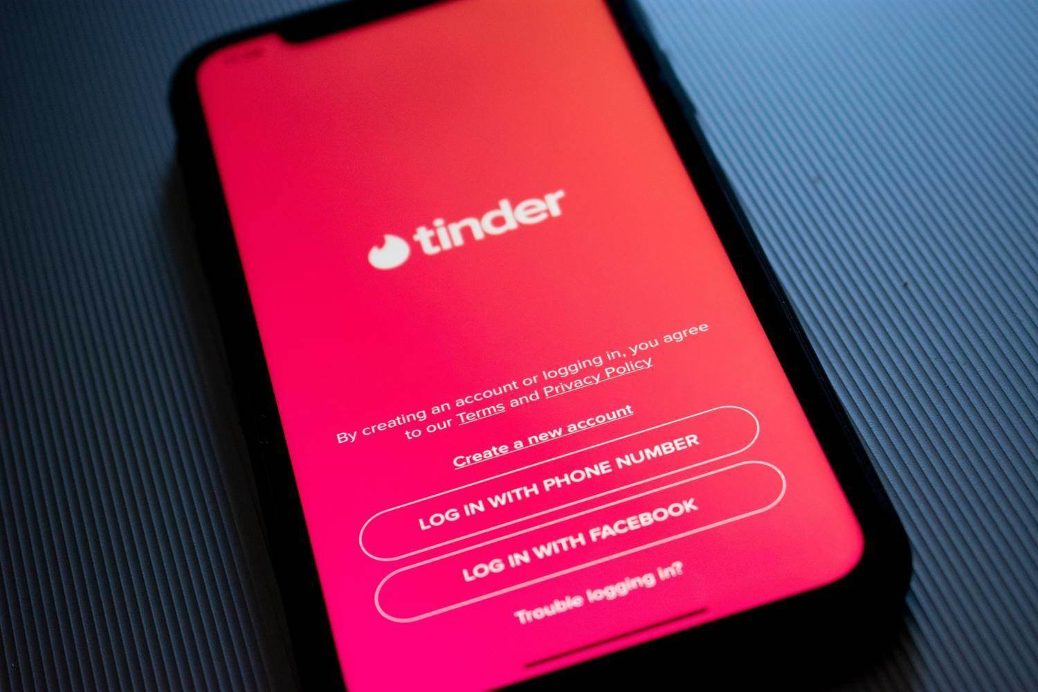Wow, Ternyata Ini Zodiak yang Paling Match di Tinder!